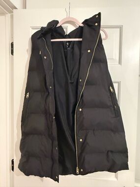 Zara Black Quilted Hooded Puffer Vest with Gold Hardware